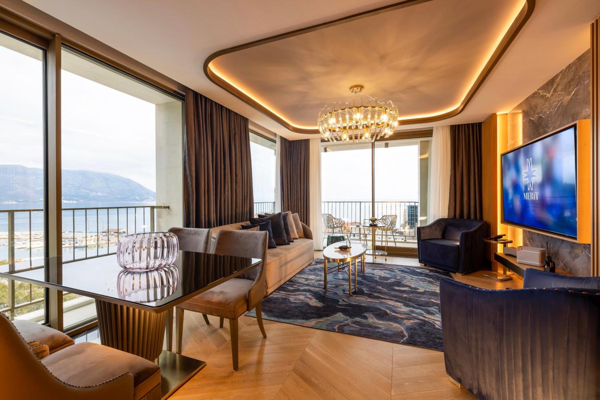 Merit Starlit Hotel & Residences Budva Exteriör bild