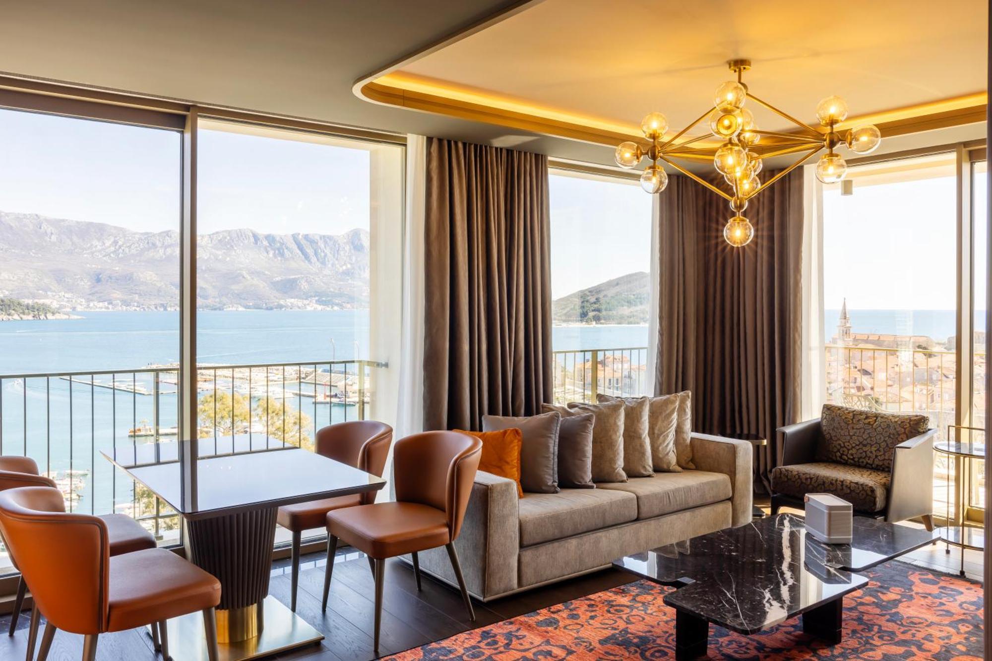 Merit Starlit Hotel & Residences Budva Exteriör bild